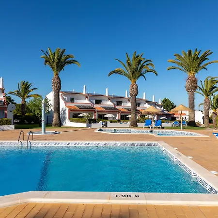 Prázdninový areál Moradias Joinal Albufeira