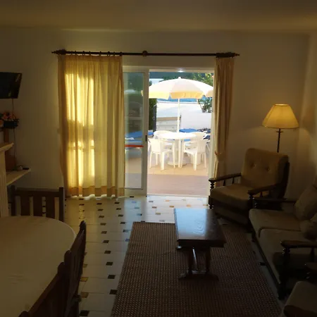 홀리데이파크 Moradias Joinal