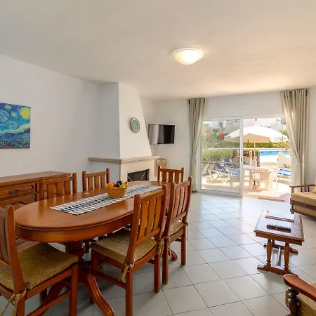 Moradias Joinal 홀리데이파크 알부페이라